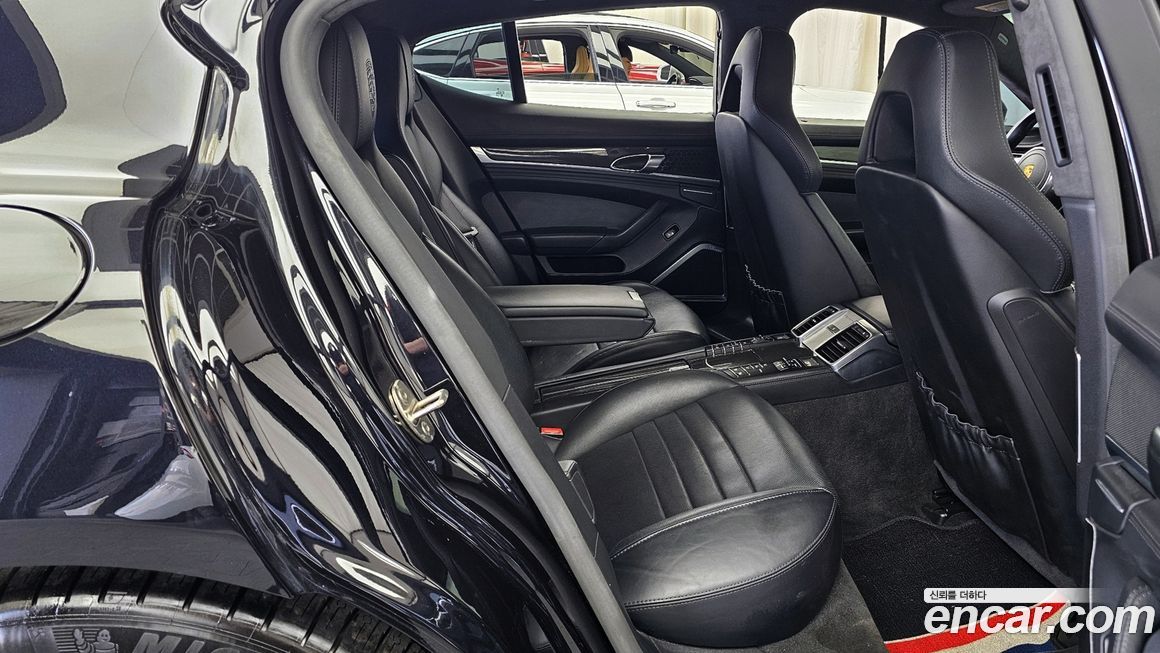 Porsche Panamera 2016