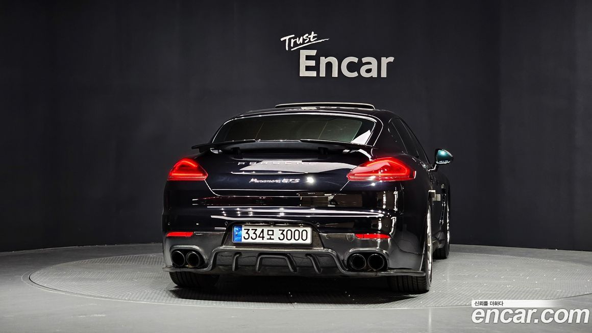 Porsche Panamera 2016