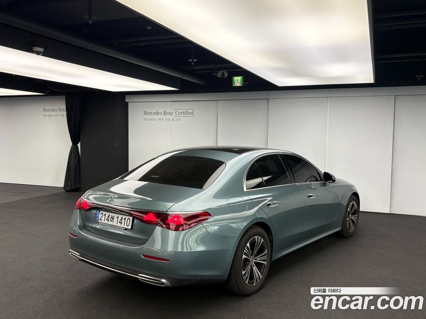 Mercedes-Benz E-Class 2025