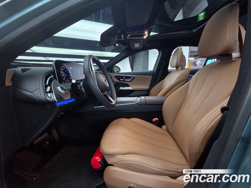 Mercedes-Benz E-Class 2025