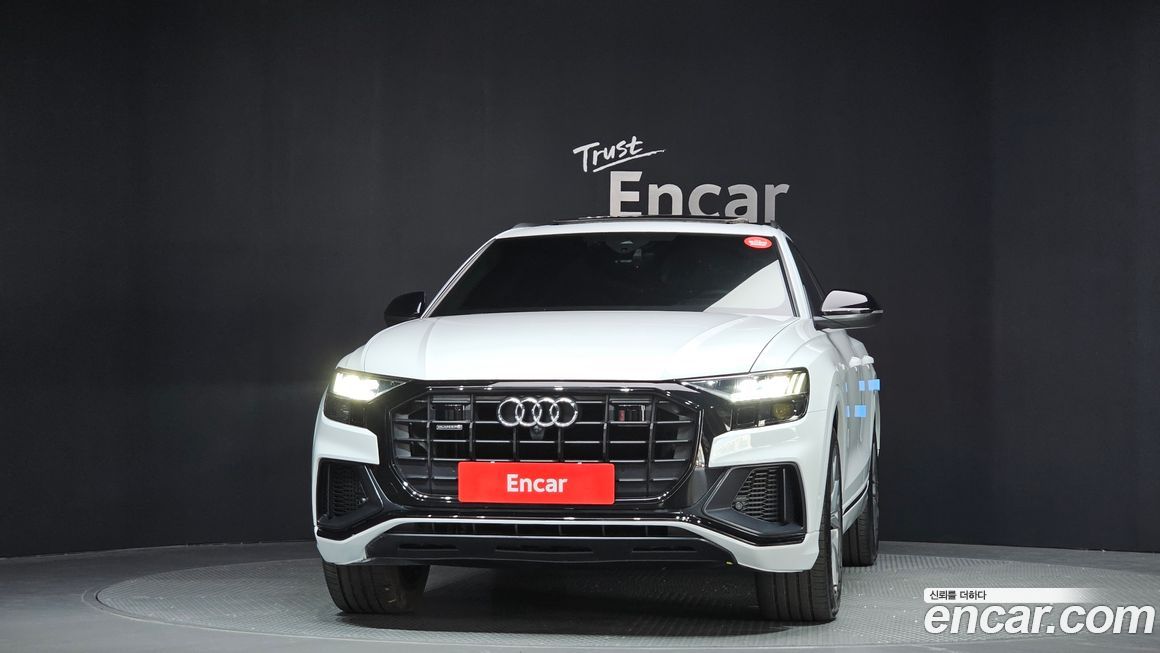 Audi Q8 2022