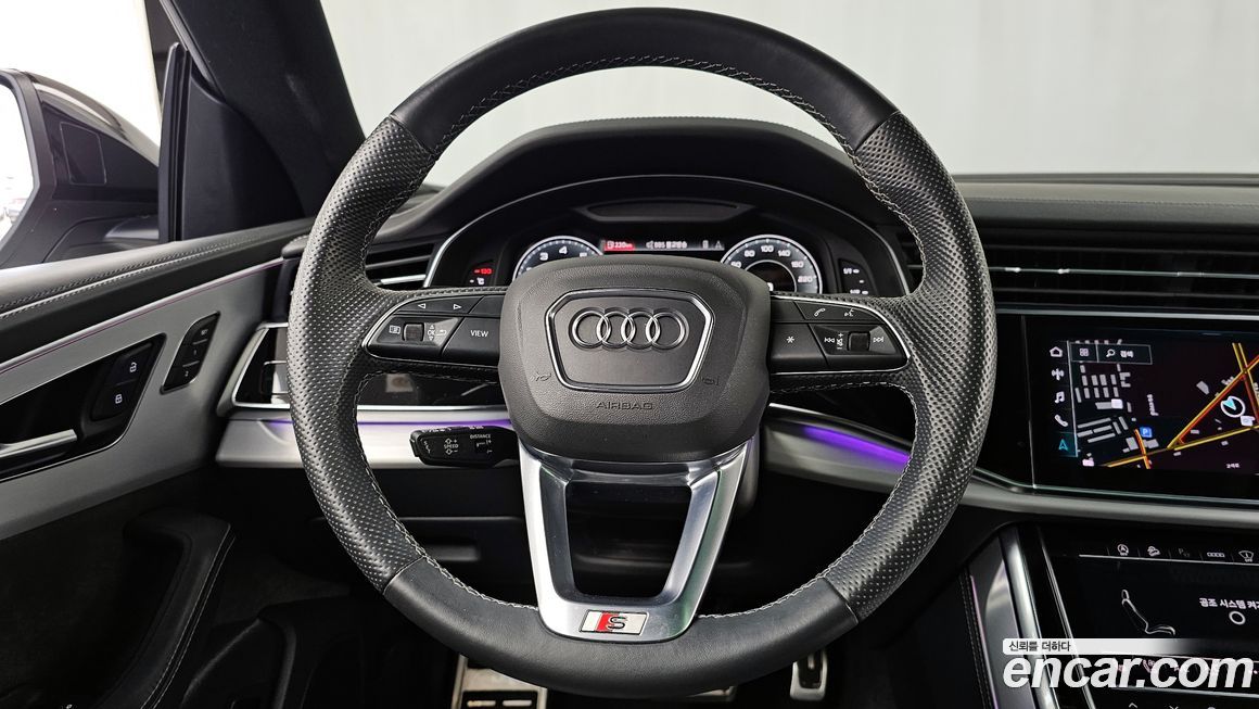 Audi Q8 2022