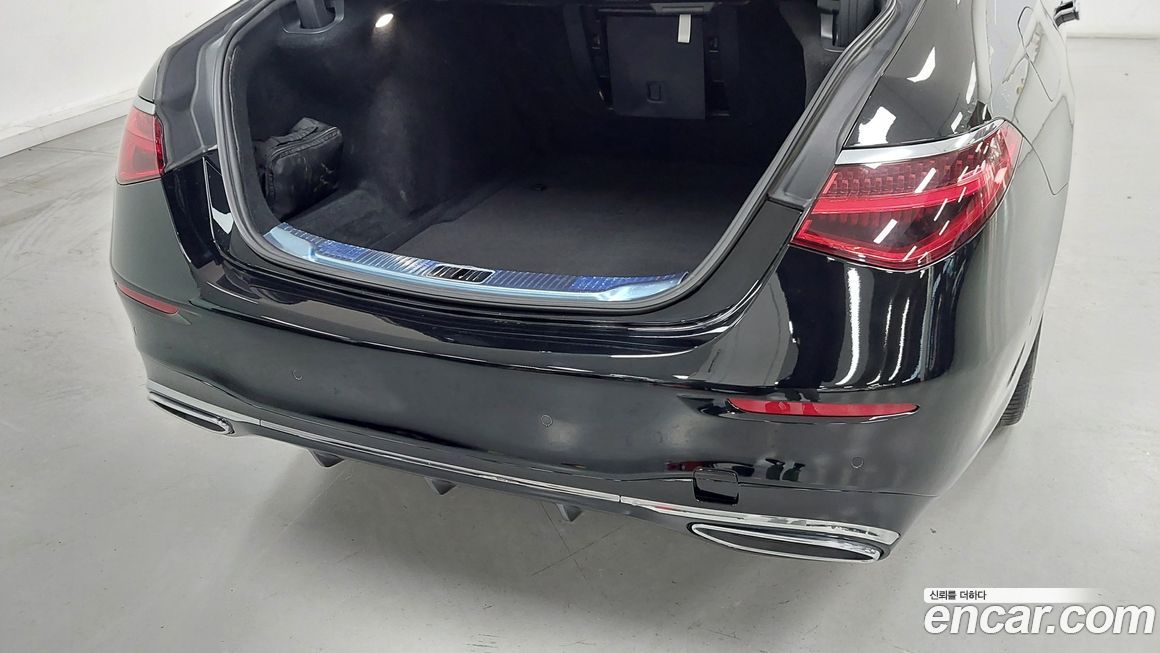 Mercedes-Benz S-Class 2022