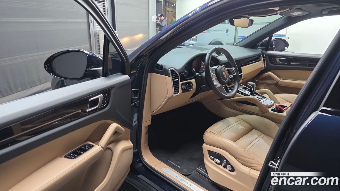 Porsche Cayenne 2020