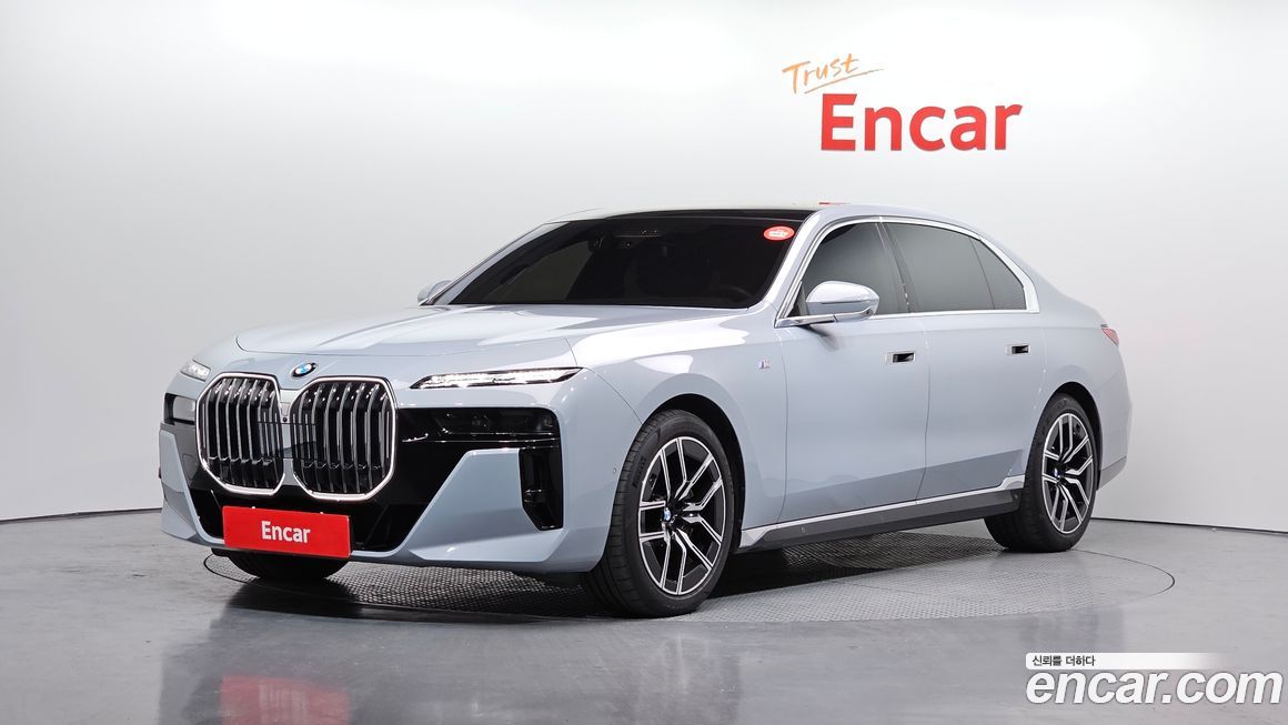 BMW 7-Series 2024