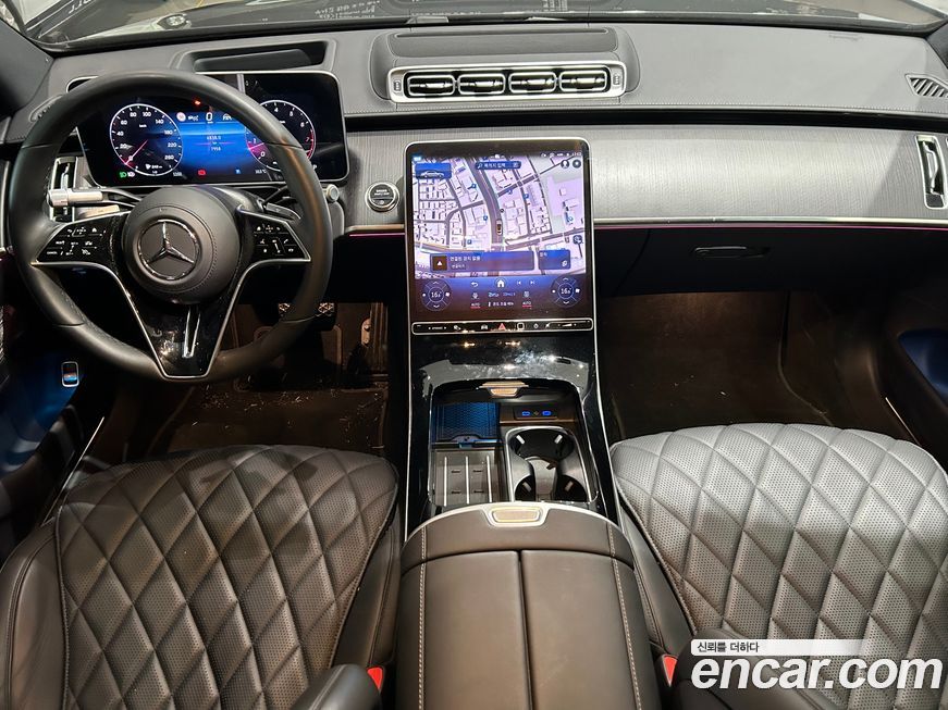 Mercedes-Benz S-Class 2025