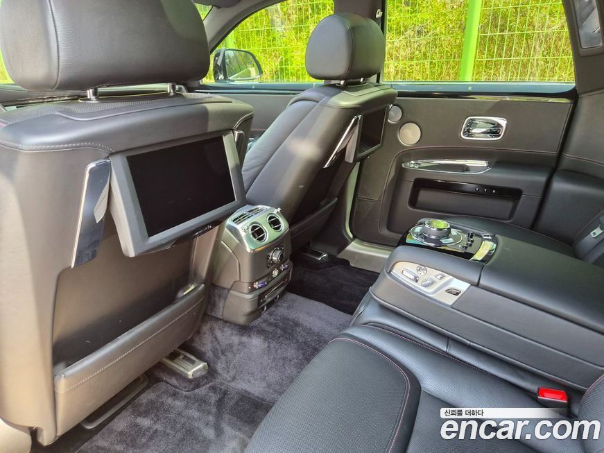 Rolls-Royce Ghost 2016