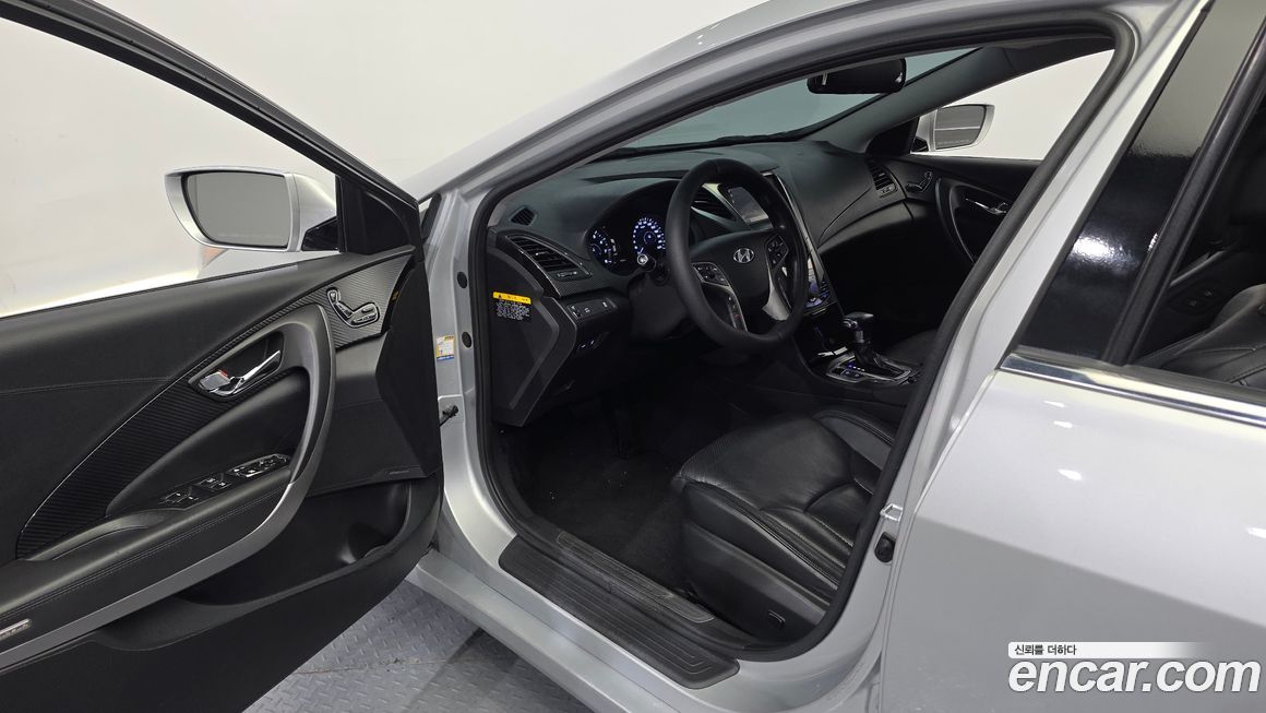 Hyundai Grandeur 2011