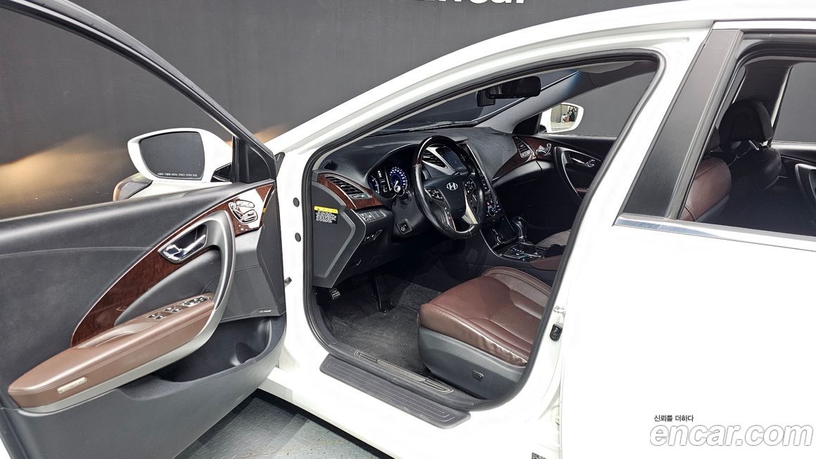 Hyundai Grandeur 2014