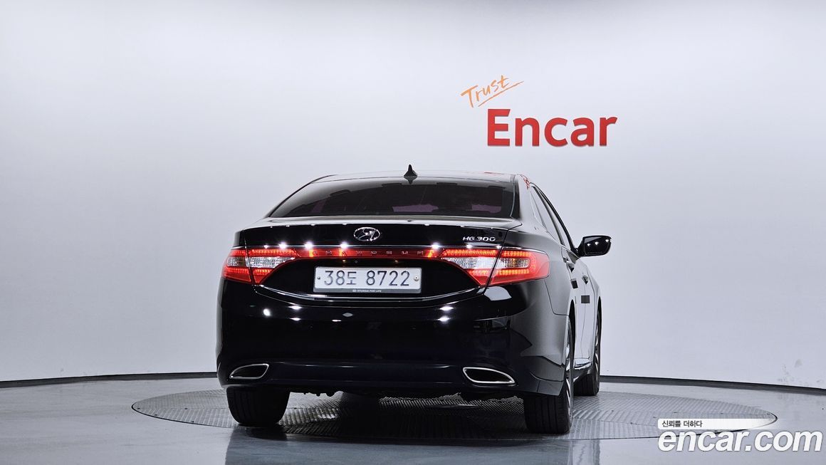 Hyundai Grandeur 2012