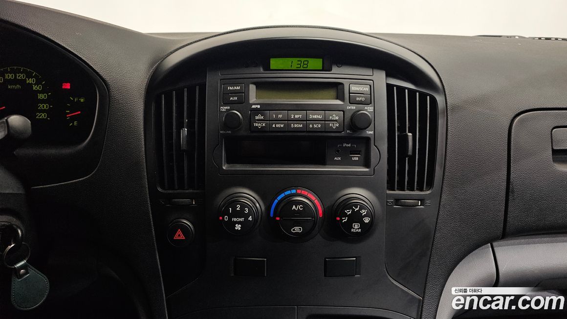 Hyundai Starex 2011