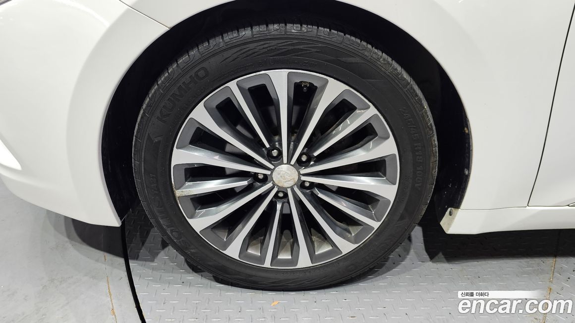 Hyundai Grandeur 2014