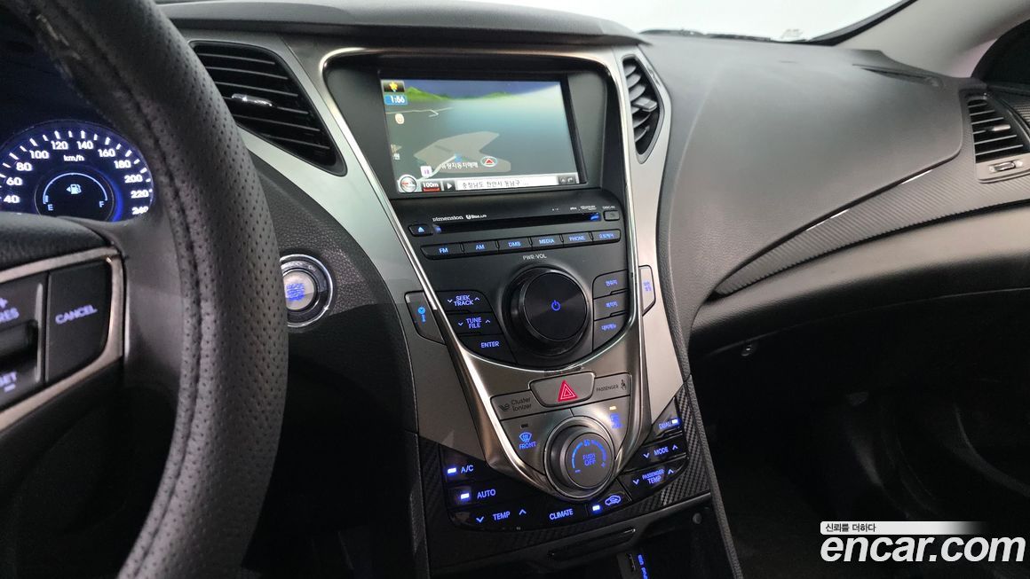 Hyundai Grandeur 2011