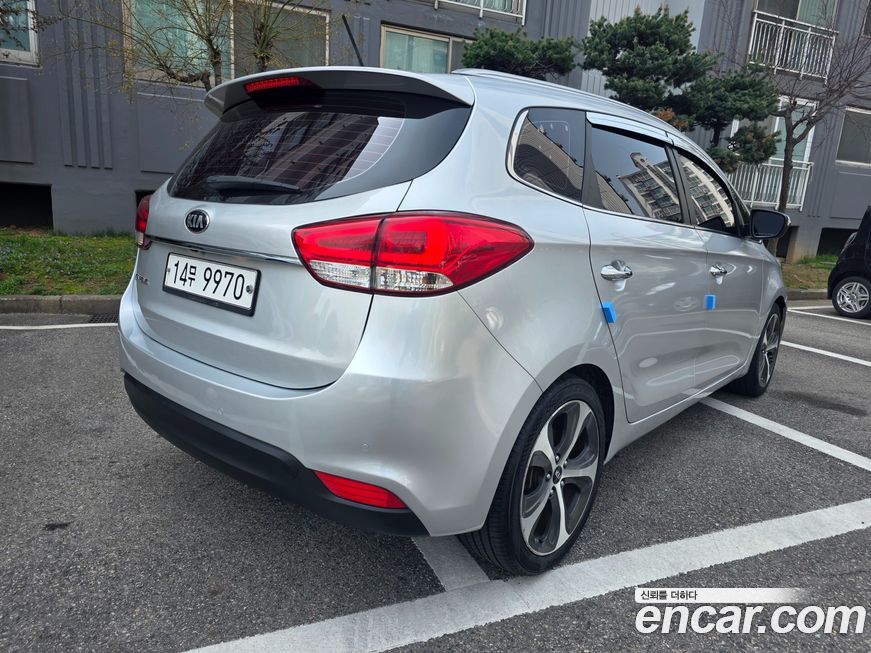Kia Carens 2016