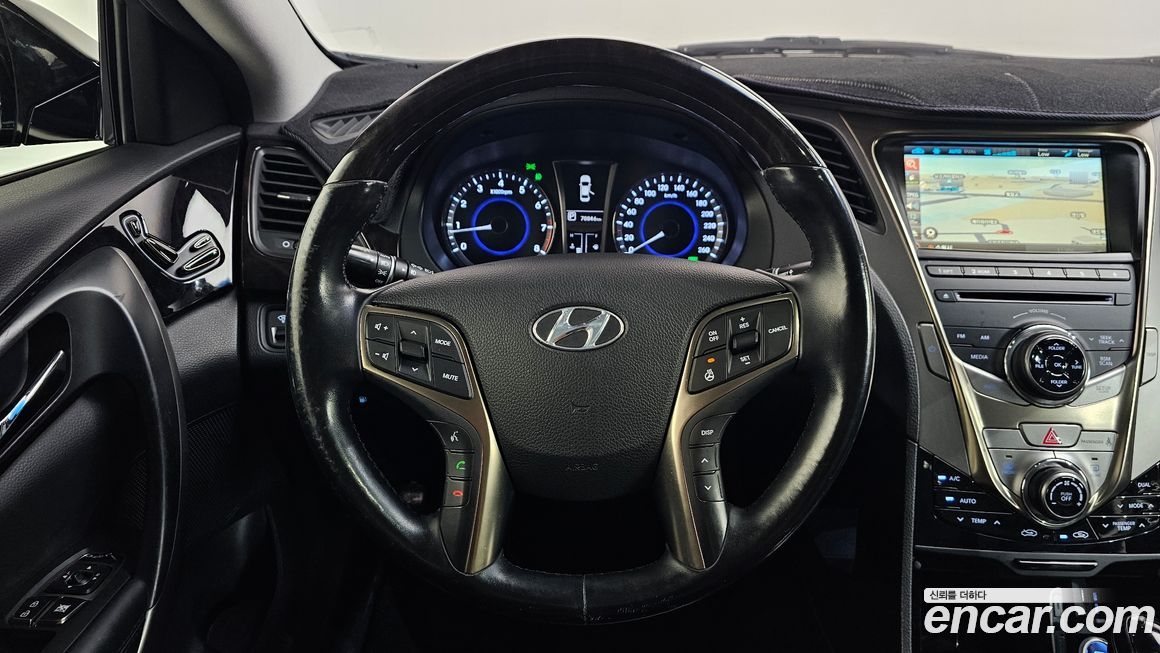 Hyundai Grandeur 2012