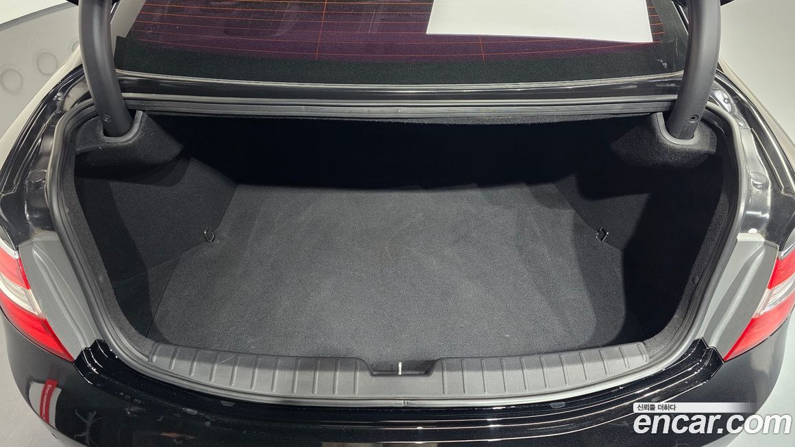 Hyundai Grandeur 2012