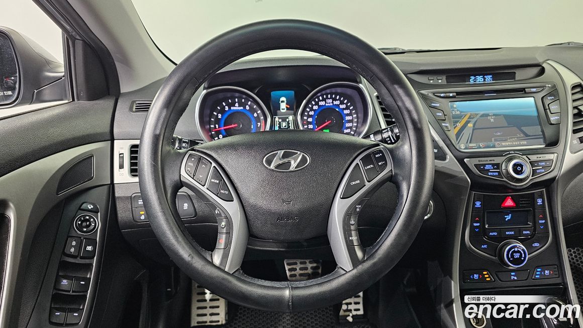 Hyundai AVANTE 2016