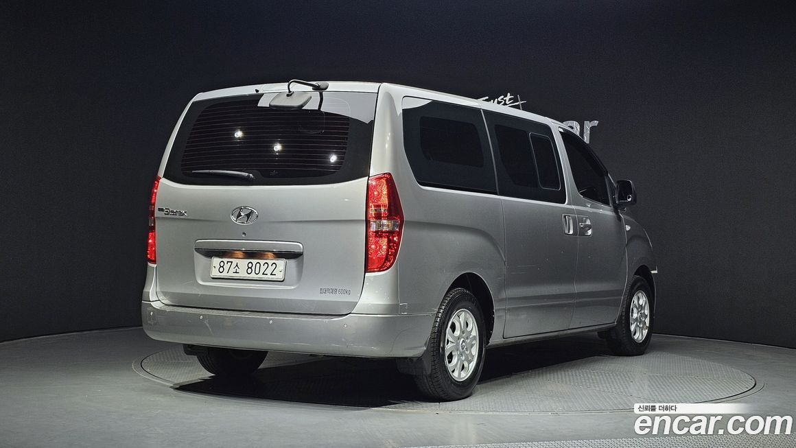 Hyundai Starex 2015