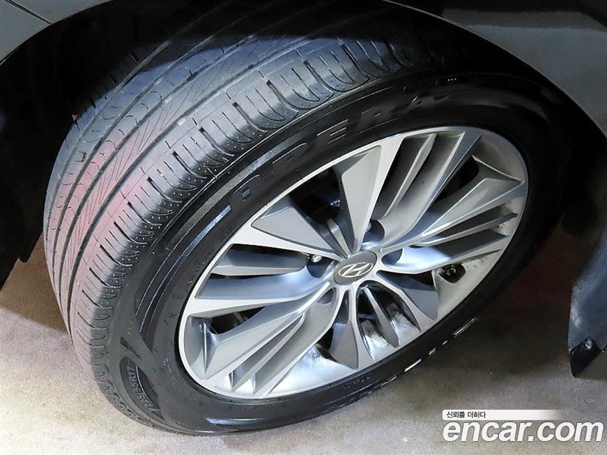 Hyundai Grandeur 2016