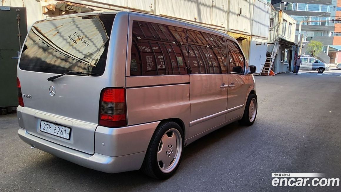 Mercedes-Benz V-Class 2001