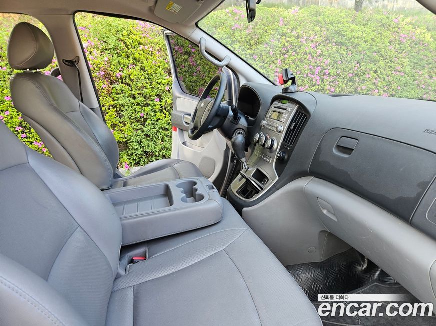 Hyundai Starex 2012