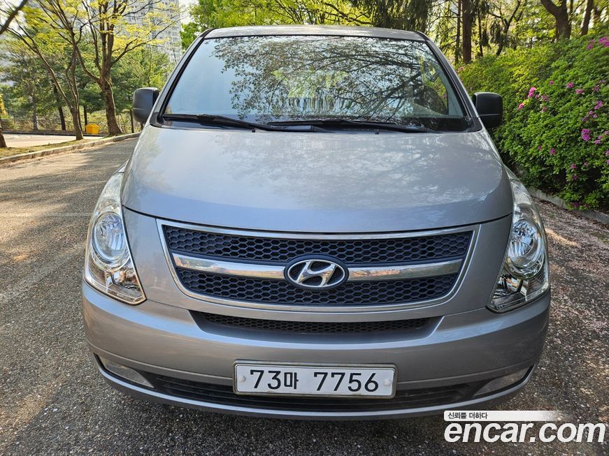 Hyundai Starex 2012