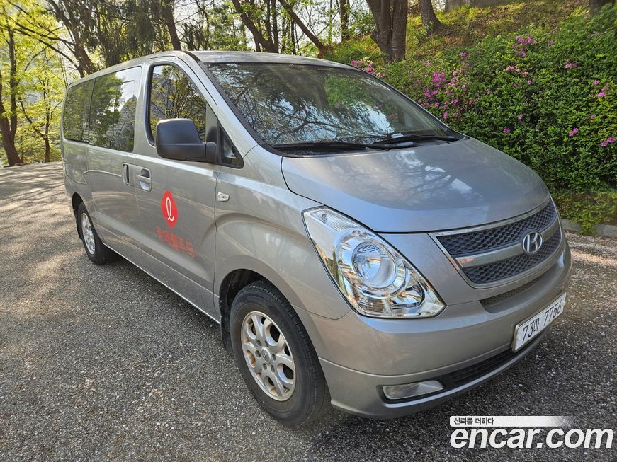 Hyundai Starex 2012