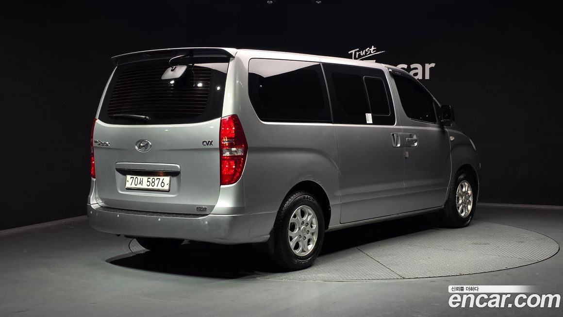 Hyundai Starex 2011