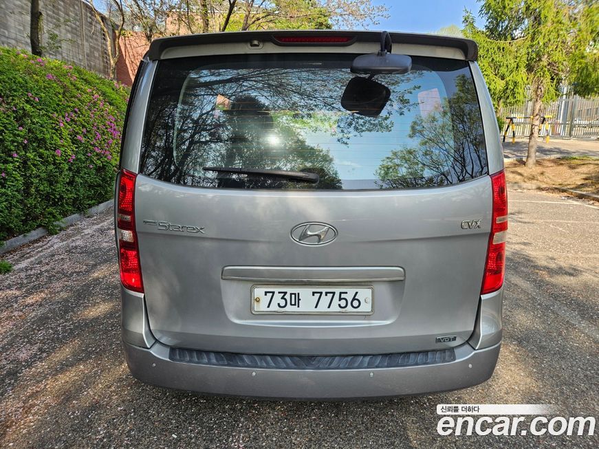 Hyundai Starex 2012