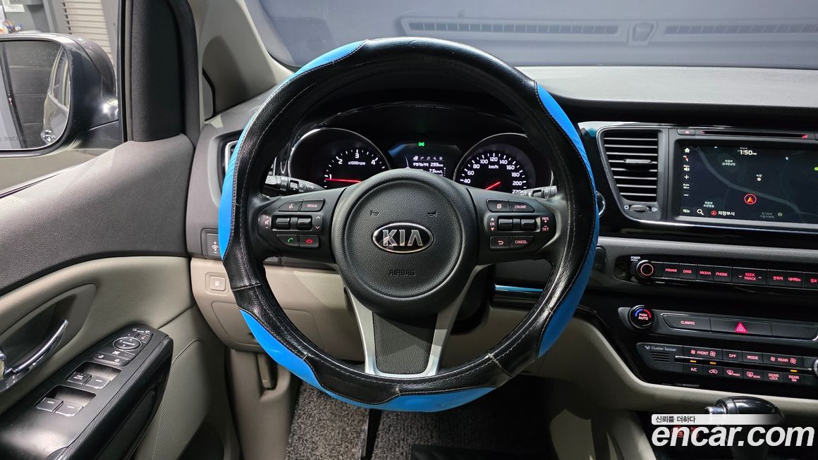 Kia Canival 2016