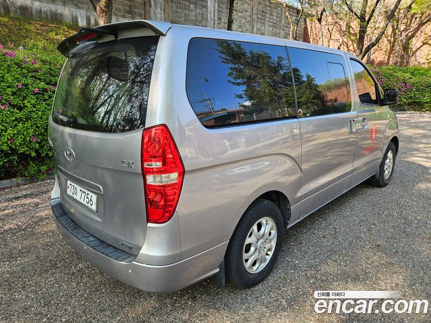 Hyundai Starex 2012