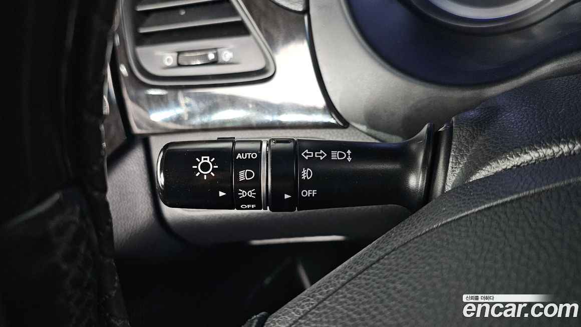 Hyundai Grandeur 2016