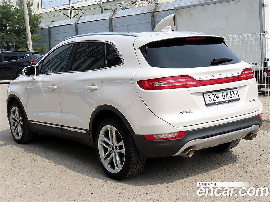 Lincoln MKC 2016