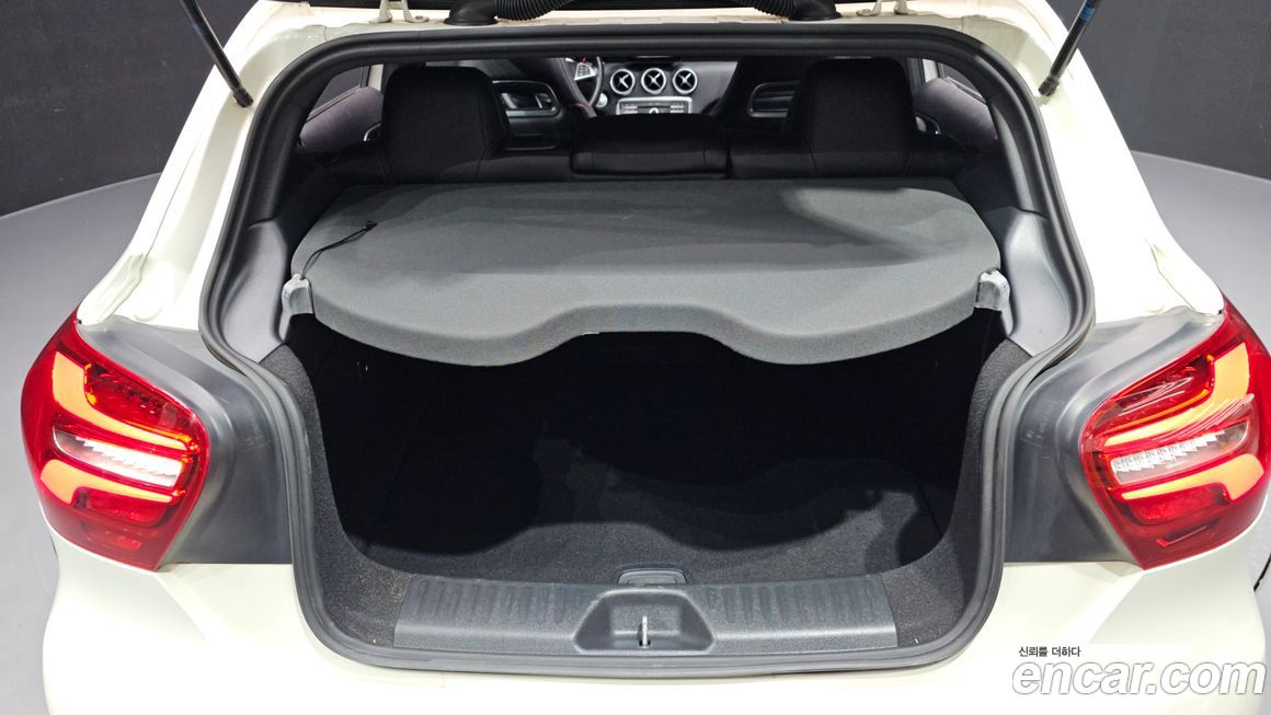 Mercedes-Benz A-Class 2018