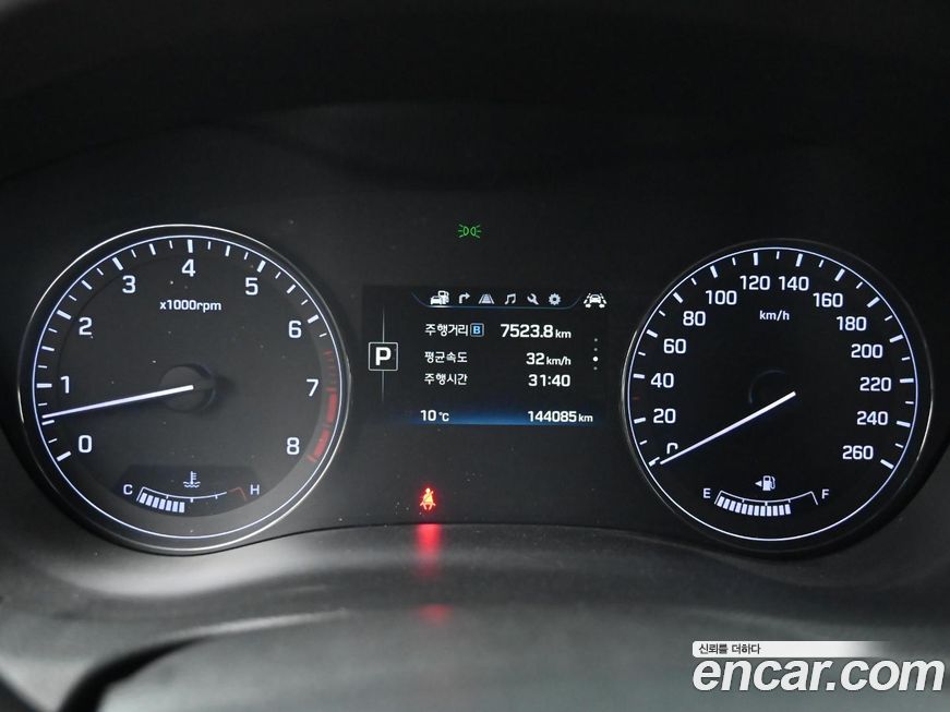 Hyundai Genesis 2016