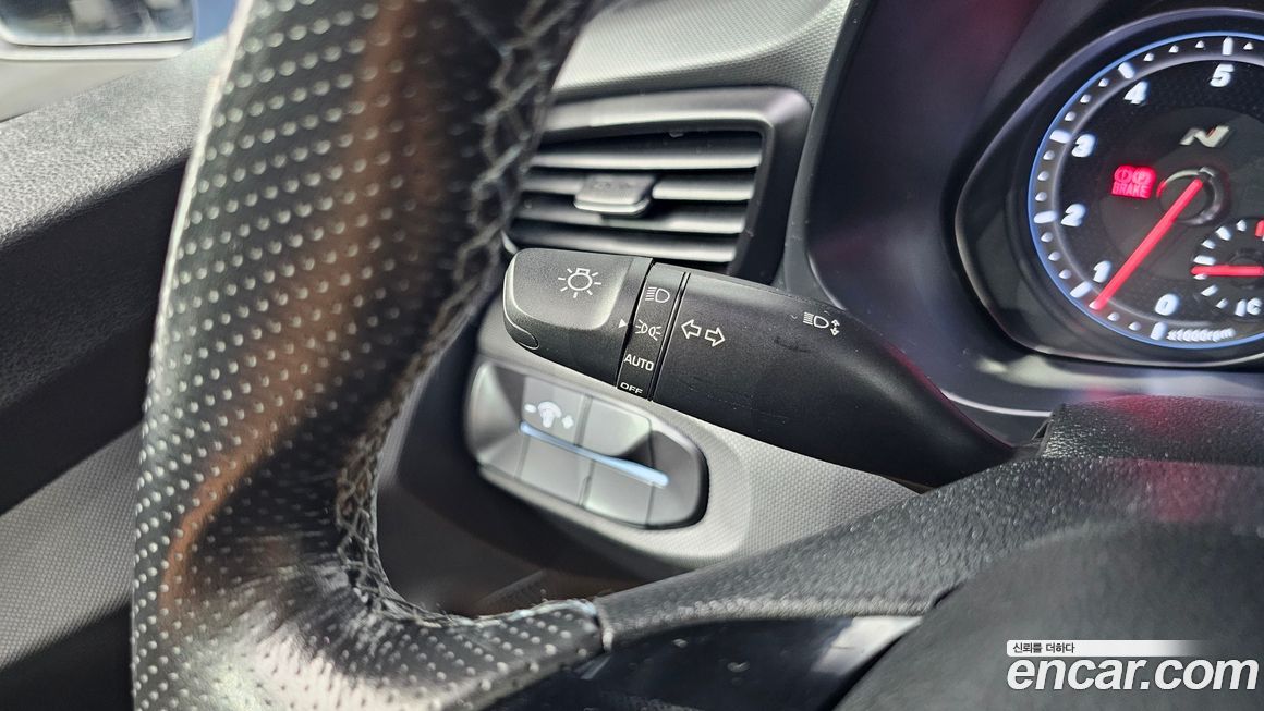 Hyundai Veloster 2019