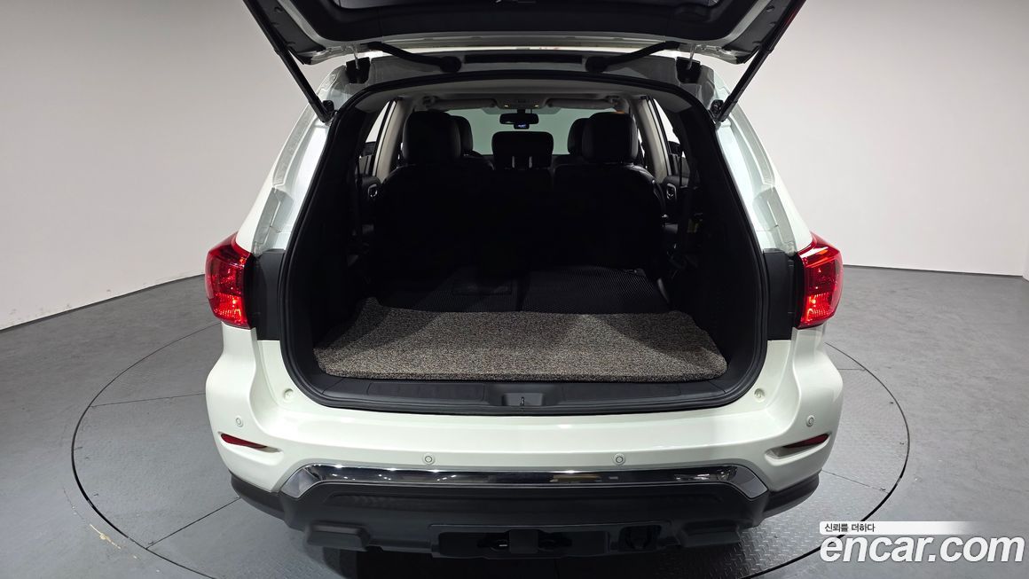 Nissan Pathfinder 2017