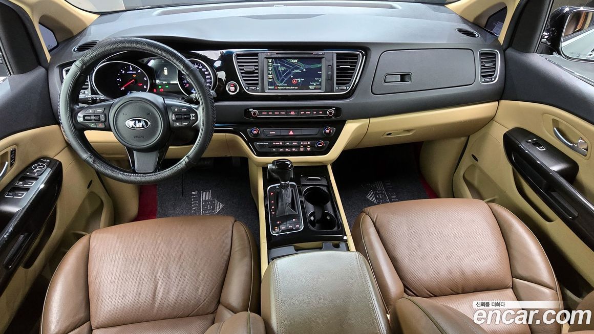 Kia Canival 2015
