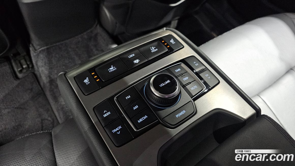 Hyundai Genesis 2014