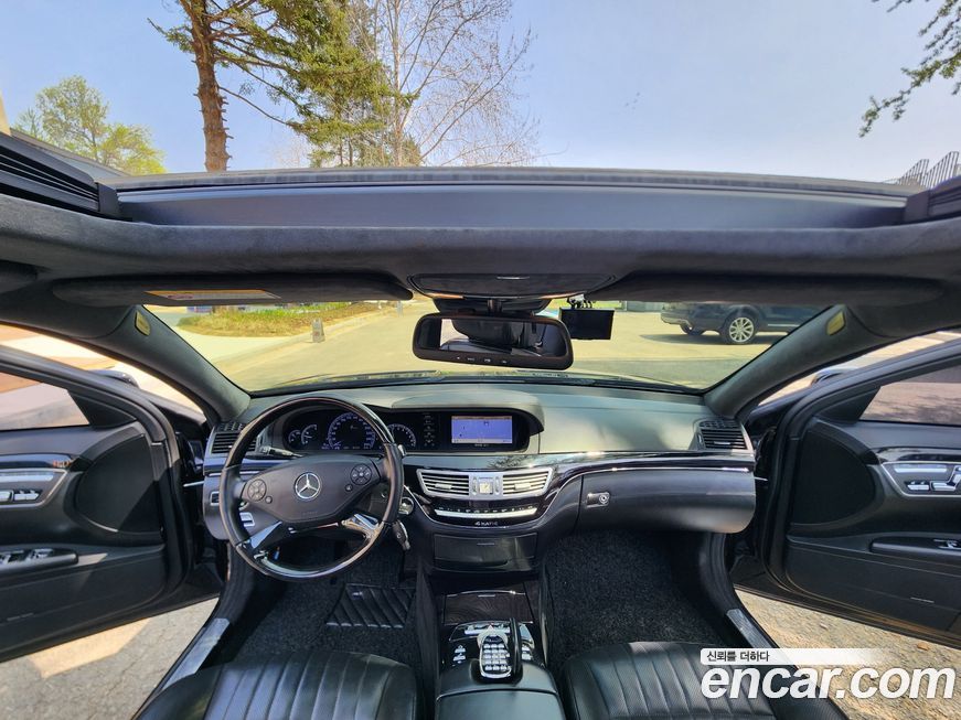 Mercedes-Benz S-Class 2013