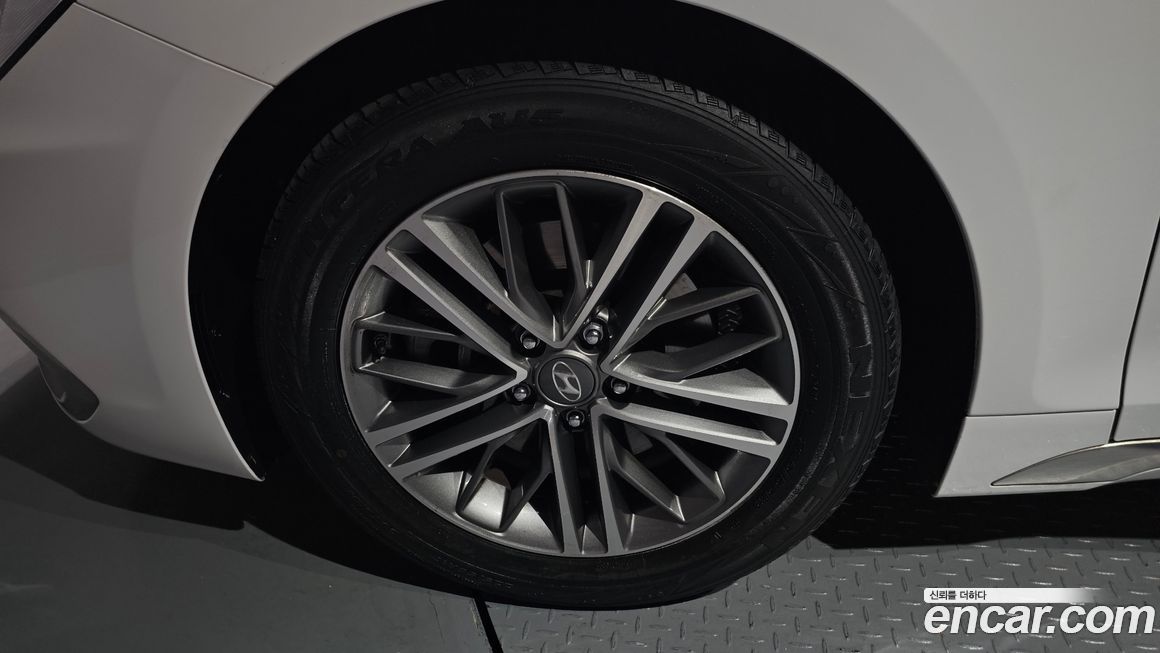 Hyundai Grandeur 2019