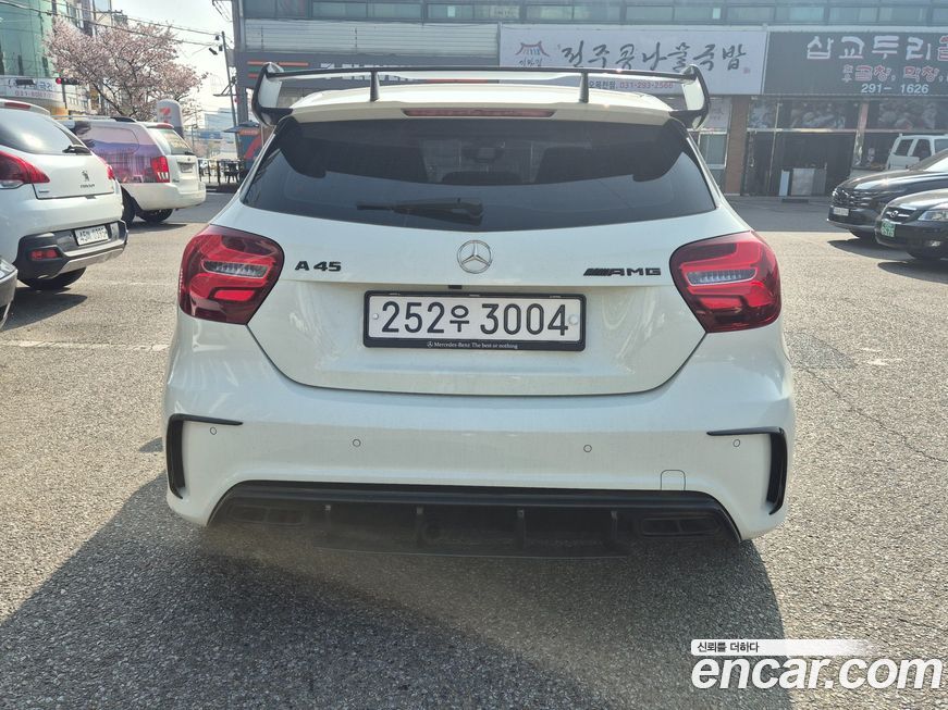 Mercedes-Benz A-Class 2015