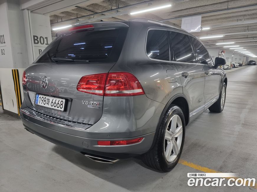 Volkswagen Touareg 2014