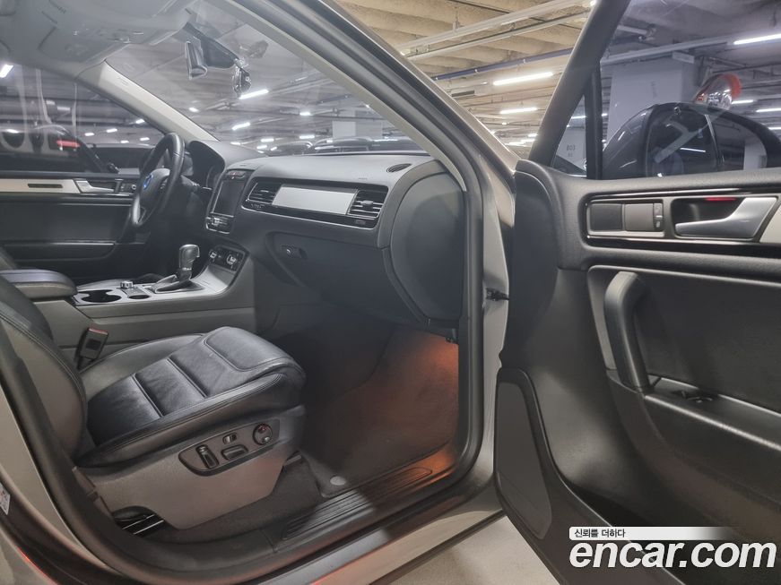 Volkswagen Touareg 2014