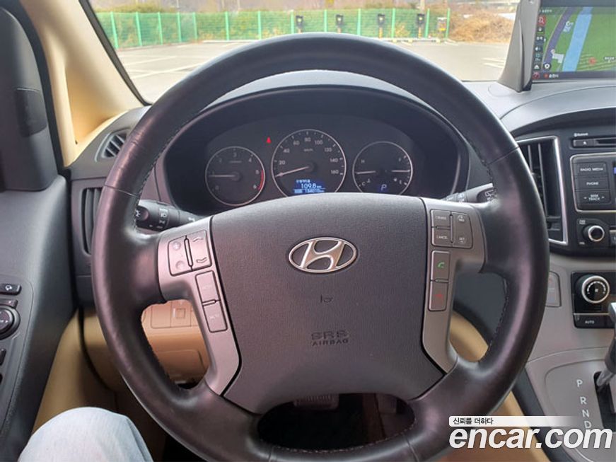 Hyundai Starex 2016
