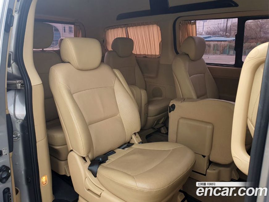 Hyundai Starex 2016