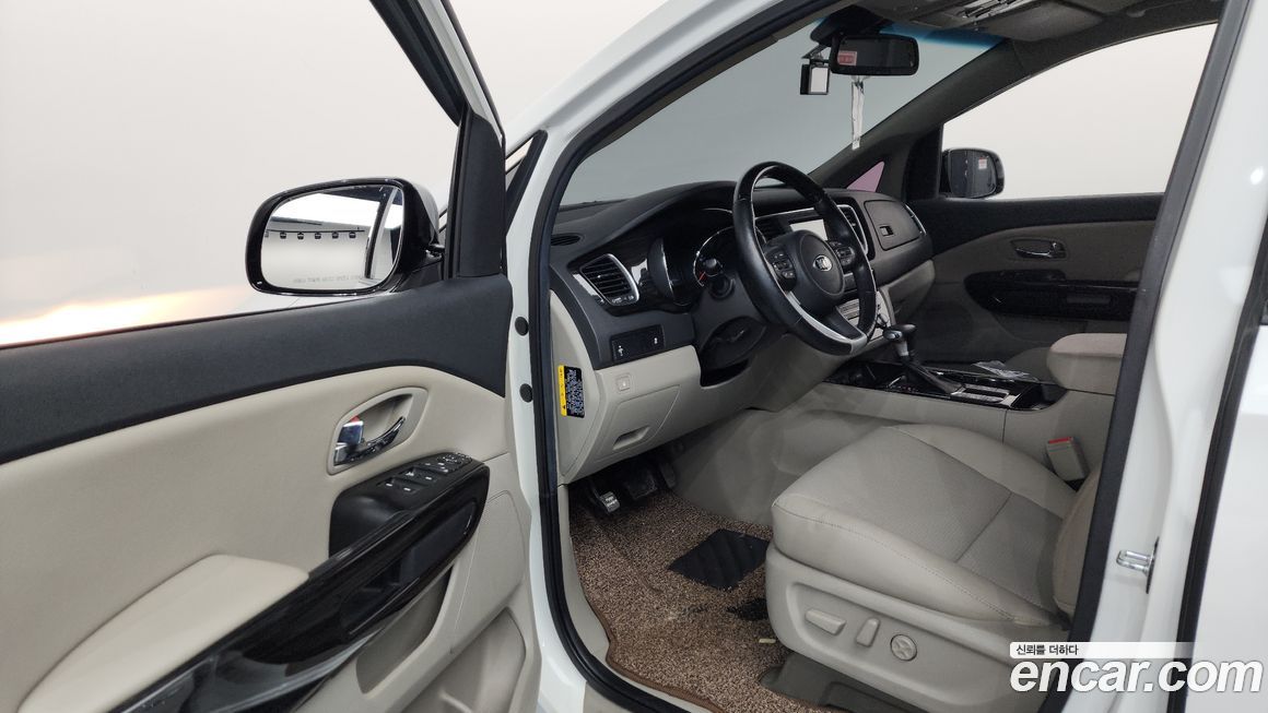 Kia Canival 2019