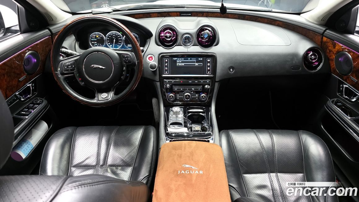 Jaguar XJ 2015
