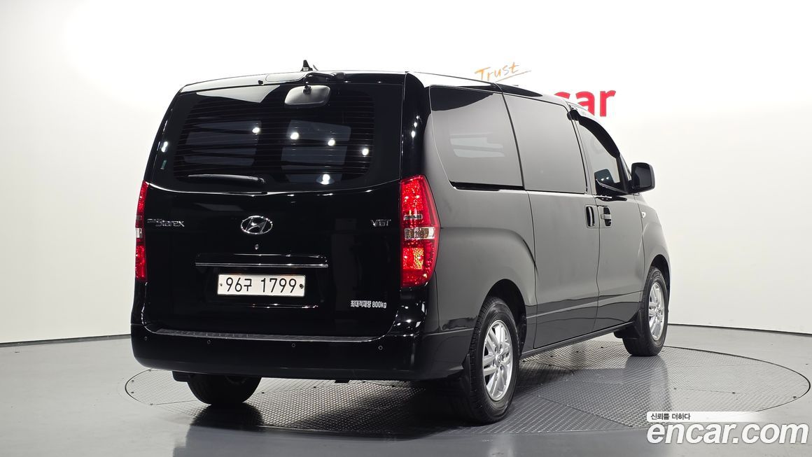 Hyundai Starex 2021