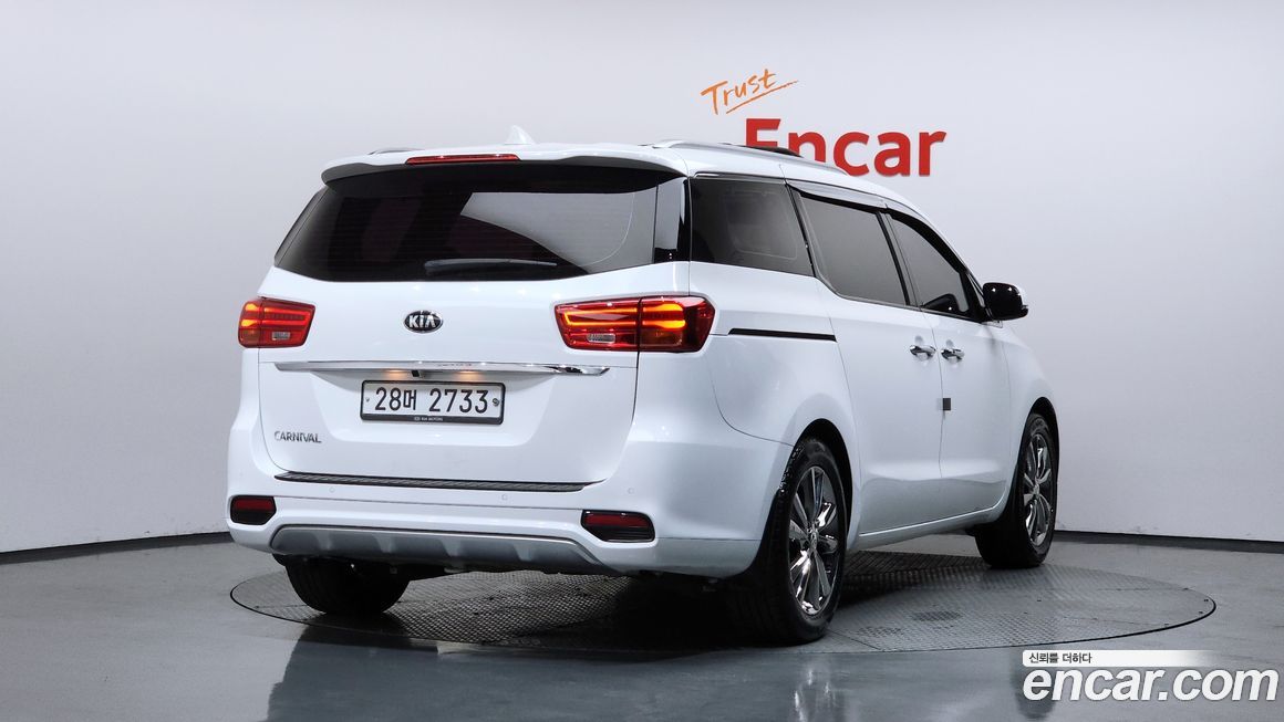 Kia Canival 2019